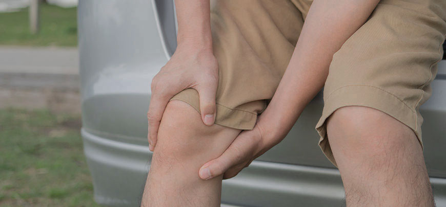 Patient suffering from Knee Pain in need of auto accident injury care in Port Saint Lucie